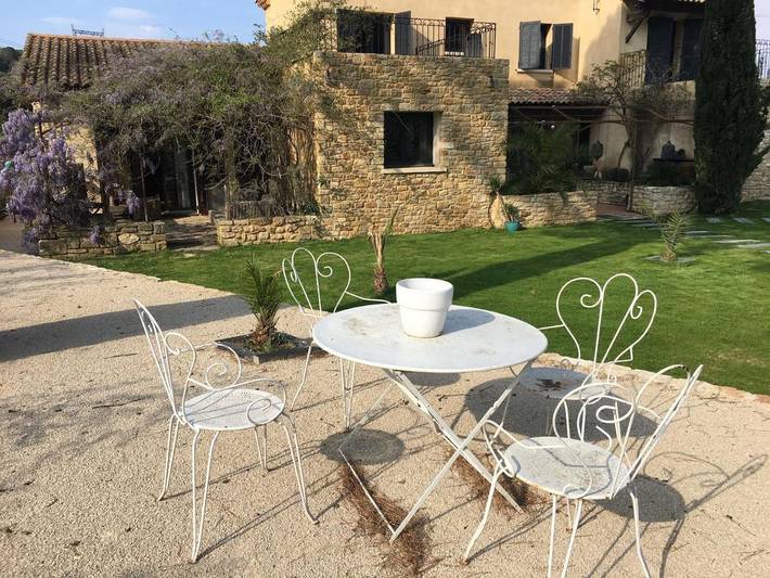 Location de vacances pour 9 personnes, avec sauna et jacuzzi ainsi que piscine et jardin à Tresques - 2