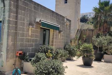 Villa With Pool for 16 People in Naxxar, Malta Island, Photo 4