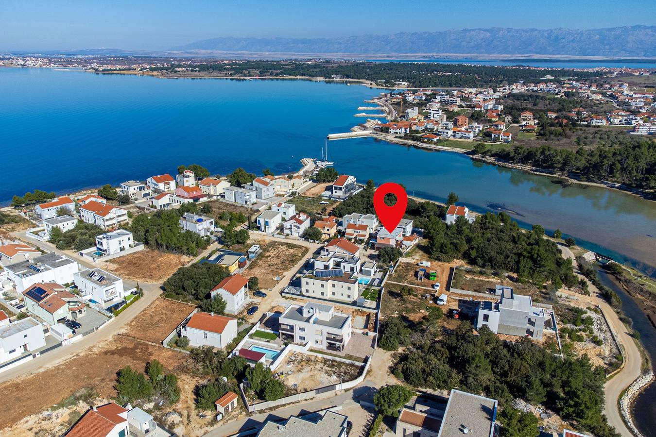 Ganze Wohnung, 2-Zimmer-Ferienwohnung mit Terrasse Zaton, Zadar A-24003-d in Nin, Zadar