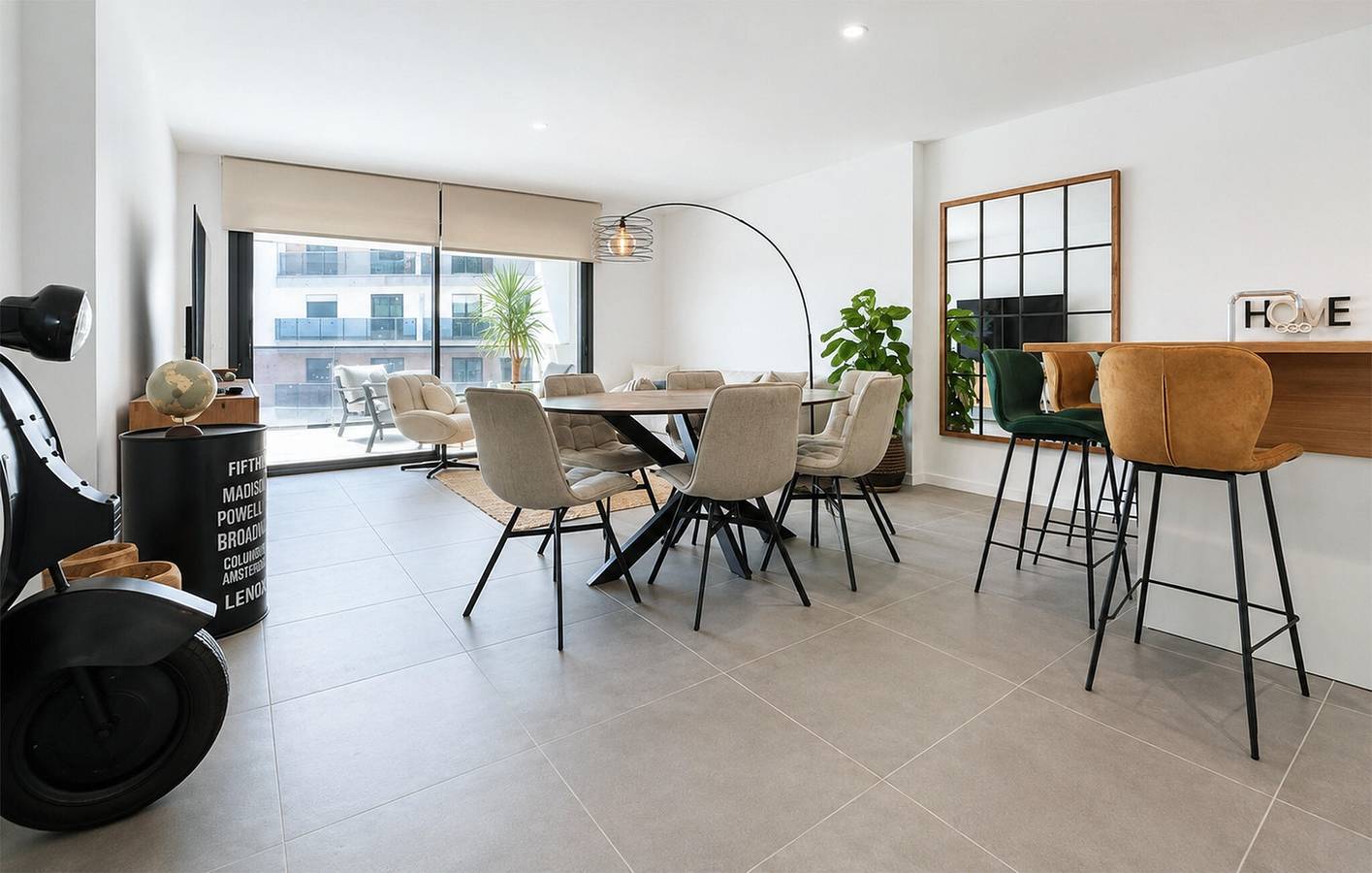 Apartamento vacacional entero, Amplio piso de 180 m² con piscina, terraza y playa cerca in Dehesa de Campoamor, Orihuela