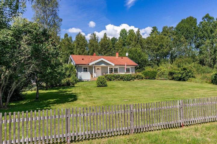 Kro823 Älmeboda - Lidanäs Södergård 7 in Kronobergs