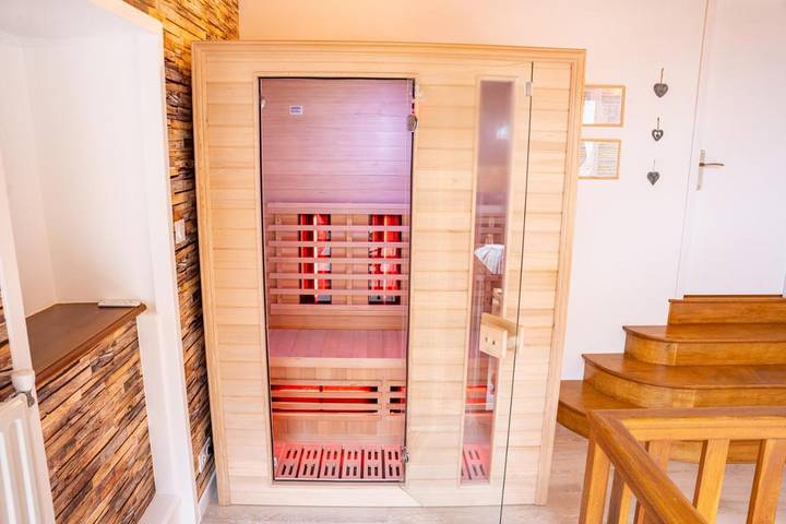 Gîte pour 6 personnes, avec piscine et sauna à Azé (Saône-et-Loir) - 4