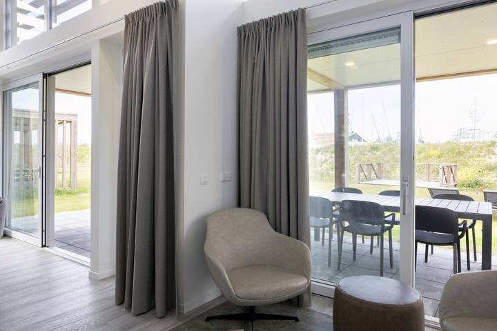 Ferienhaus für 6 Personen, mit Balkon/Terrasse und Terrasse sowie Garten und Sauna in Kamperland - 3