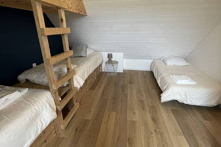 Location de vacances pour 20 personnes, avec jardin à Trélévern - 4