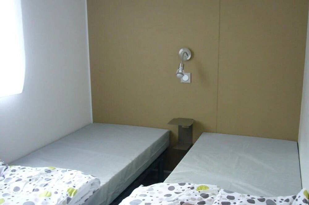 Zecamping 3* animaux acceptés sauna mobil-home Tv 40m2 8 pers in Priziac, Pontivy und Umgebung