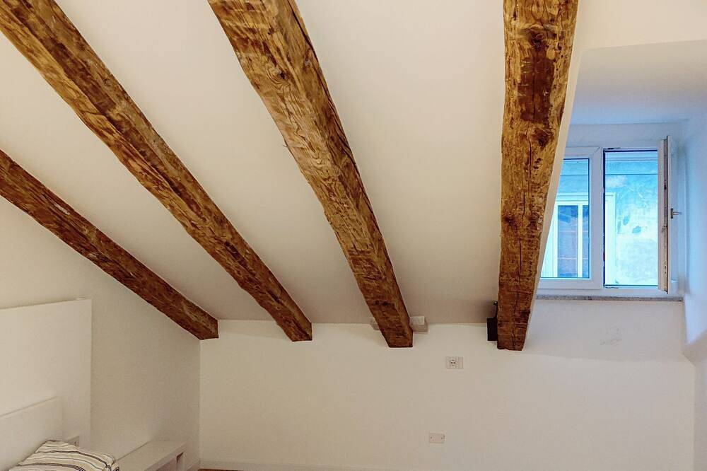 Ganze Wohnung, New luxury attic near piazza Unità and the sea in Triest, Triest Provinz