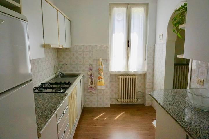 Location de vacances pour 5 personnes, avec vue sur le lac et jardin, animaux acceptés à Sulzano - 3