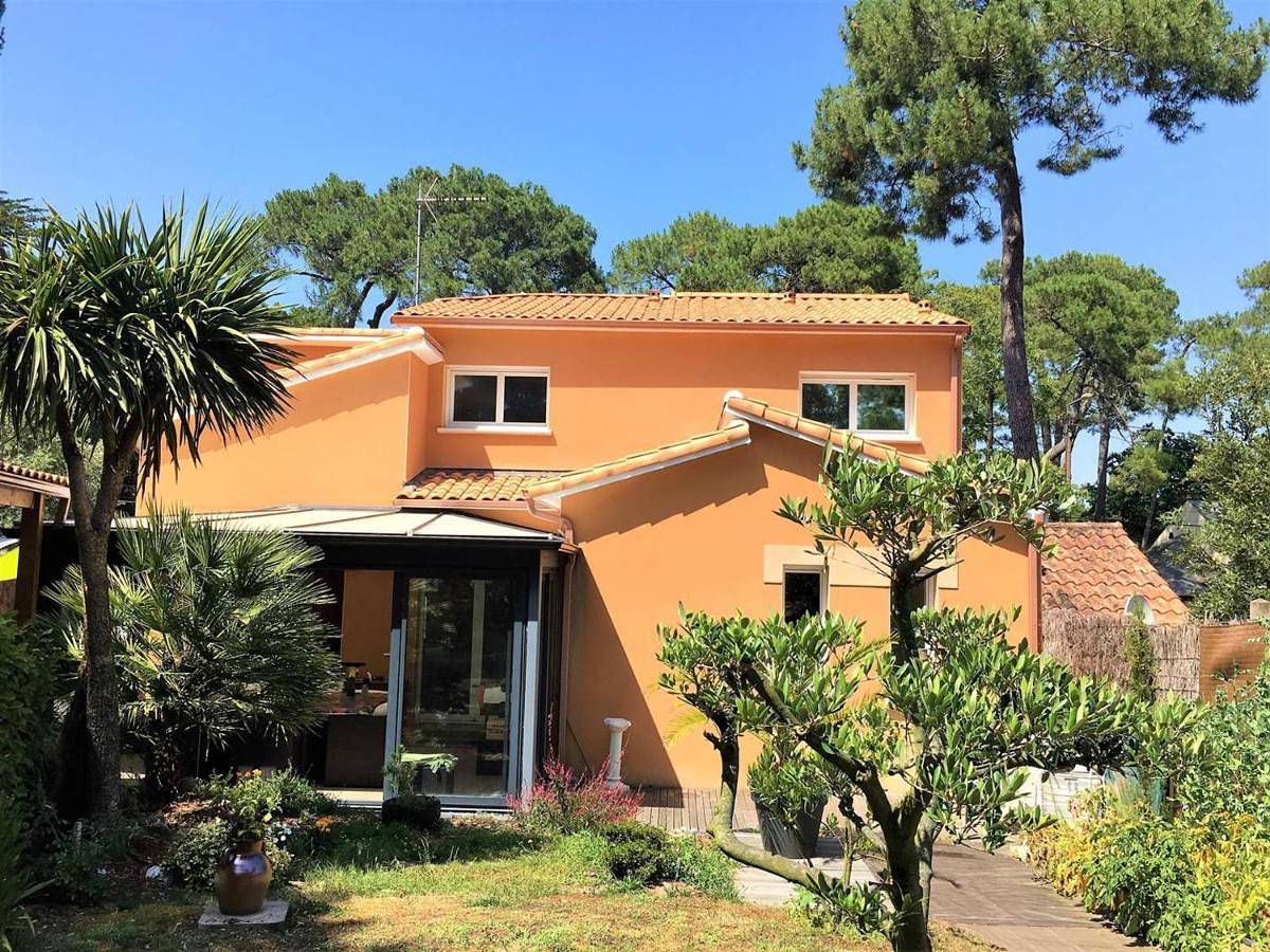 Maison spacieuse près de la mer à Saint-Brevin, 8 pers, jardin, Wifi, jeux, parking, bébé. - Fr-1-392-126 in Saint-Brévin l'Océan, Saint-Brevin-les-Pins