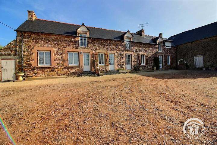 Gîte pour 6 personnes à Pléboulle