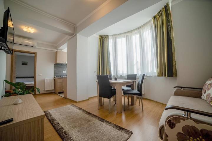 Location de vacances pour 4 personnes, avec vue et jardin, adapté aux familles dans Cluj-Napoca - 3
