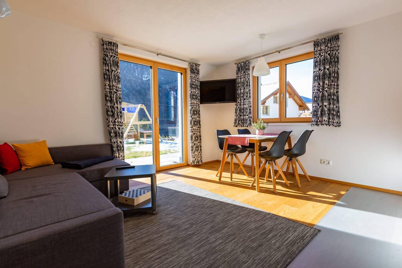 Ganze Ferienwohnung, Appartement/Fewo, Dusche, Wc, 1 Schlafraum in Sonnenkopf, Dalaas