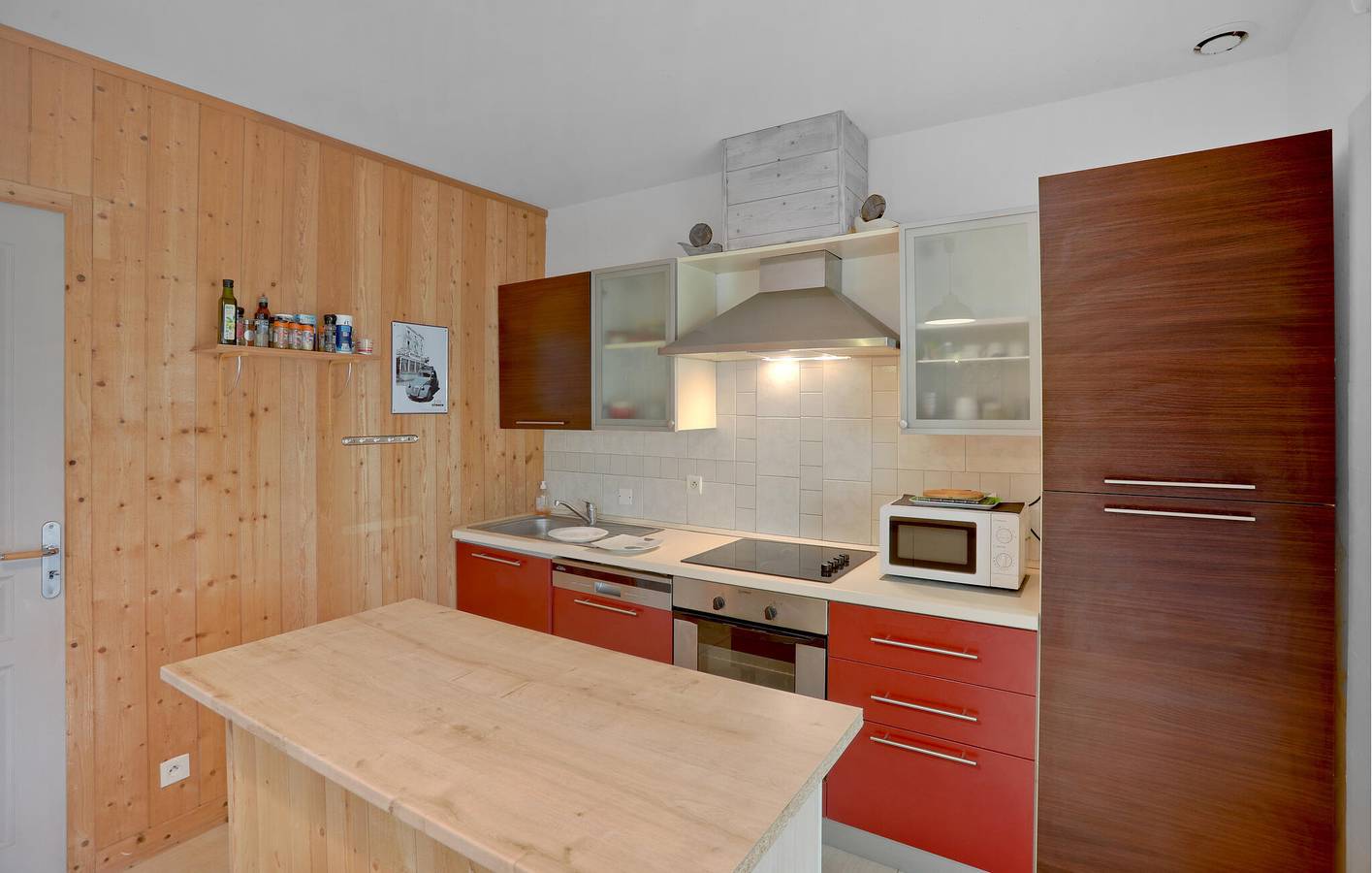 Appartement en bord de mer avec commodités et parking in Créances-Plage, Créances