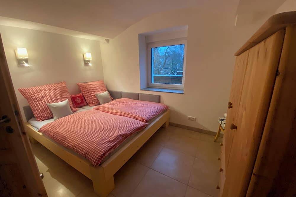 Ganze Wohnung, Fewo im Hofgohlis zwischen Dresden, Meißen und Radebeul direkt am Elberadweg in Cossebaude, Dresden