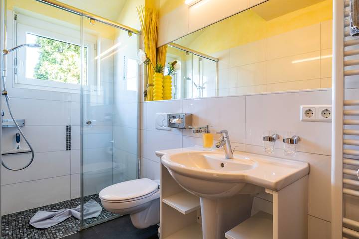 Ferienwohnung für 2 Personen, mit Balkon und Garten in Hagnau am Bodensee - 3