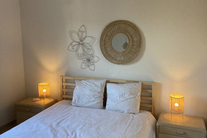 Location de vacances pour 8 personnes, avec jardin et terrasse dans Golf de Pont Royal - 3