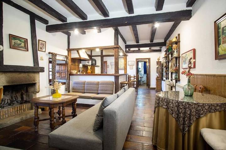 Casa rural para 10 personas, con Terraza además de Jardín y Vistas en La Aldehuela - 4