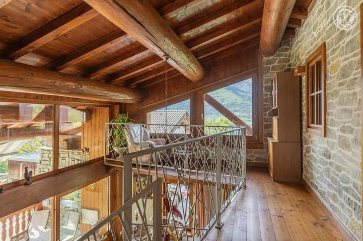 Location de vacances pour 12 personnes, avec balcon à Bourg-Saint-Maurice