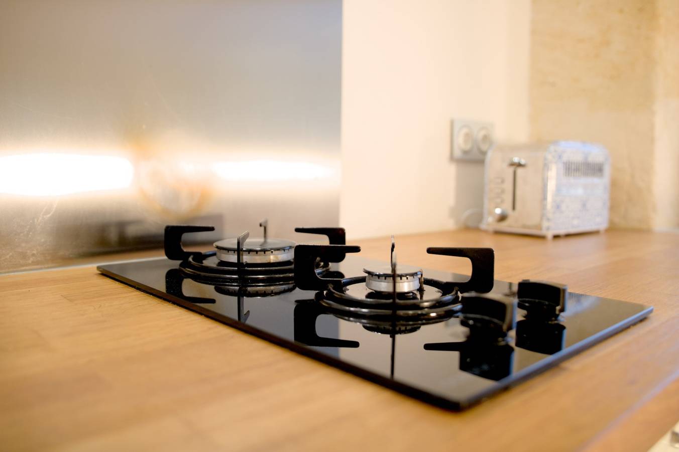 Ganzes Studio, Le Studio – Château Le Noble: Ruhe und Komfort im Herzen der Weinberge in Saint-Germain-du-Puch, Libourne und Umgebung