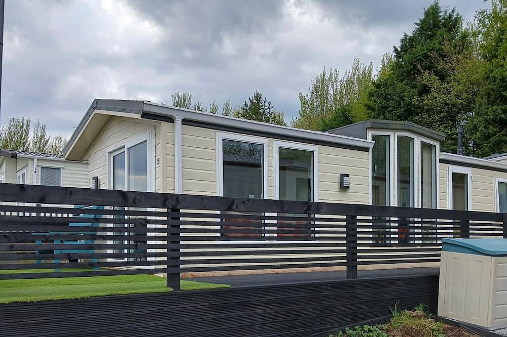 The Shak, Tarbolton, Middlemuir Holiday Park in Ayrshire