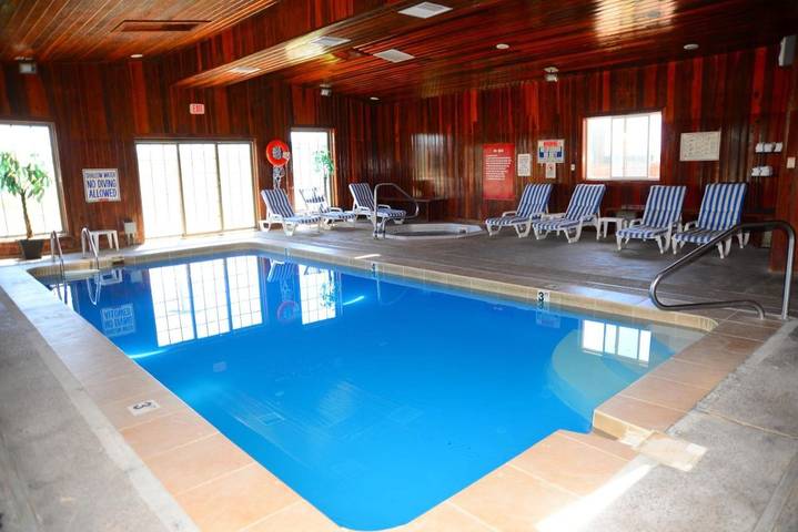 Hôtel pour 2 personnes, avec jacuzzi et piscine, animaux acceptés
