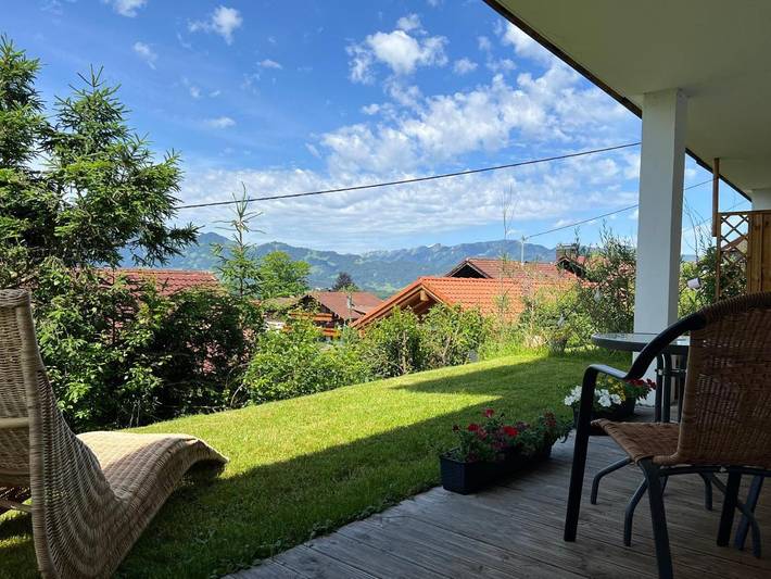 Ferienwohnung für 2 Personen, mit Terrasse und Garten sowie Ausblick in Sonthofen