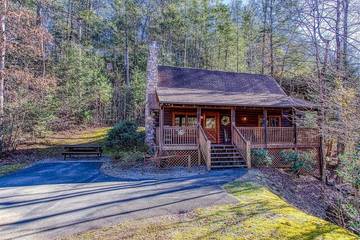 Log Cabin for 7 Guests in Pigeon Forge, Sevier County, Picture 1