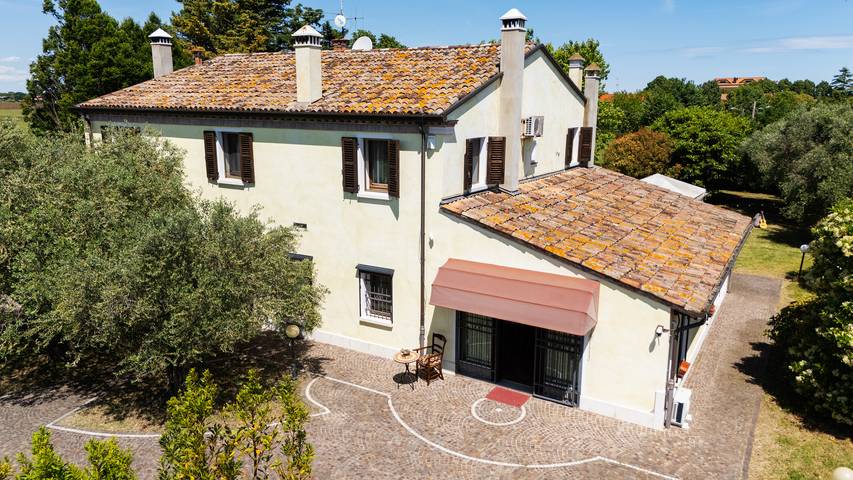 Villa per 12 persone, con giardino, con animali domestici sulla Riviera Romagnola