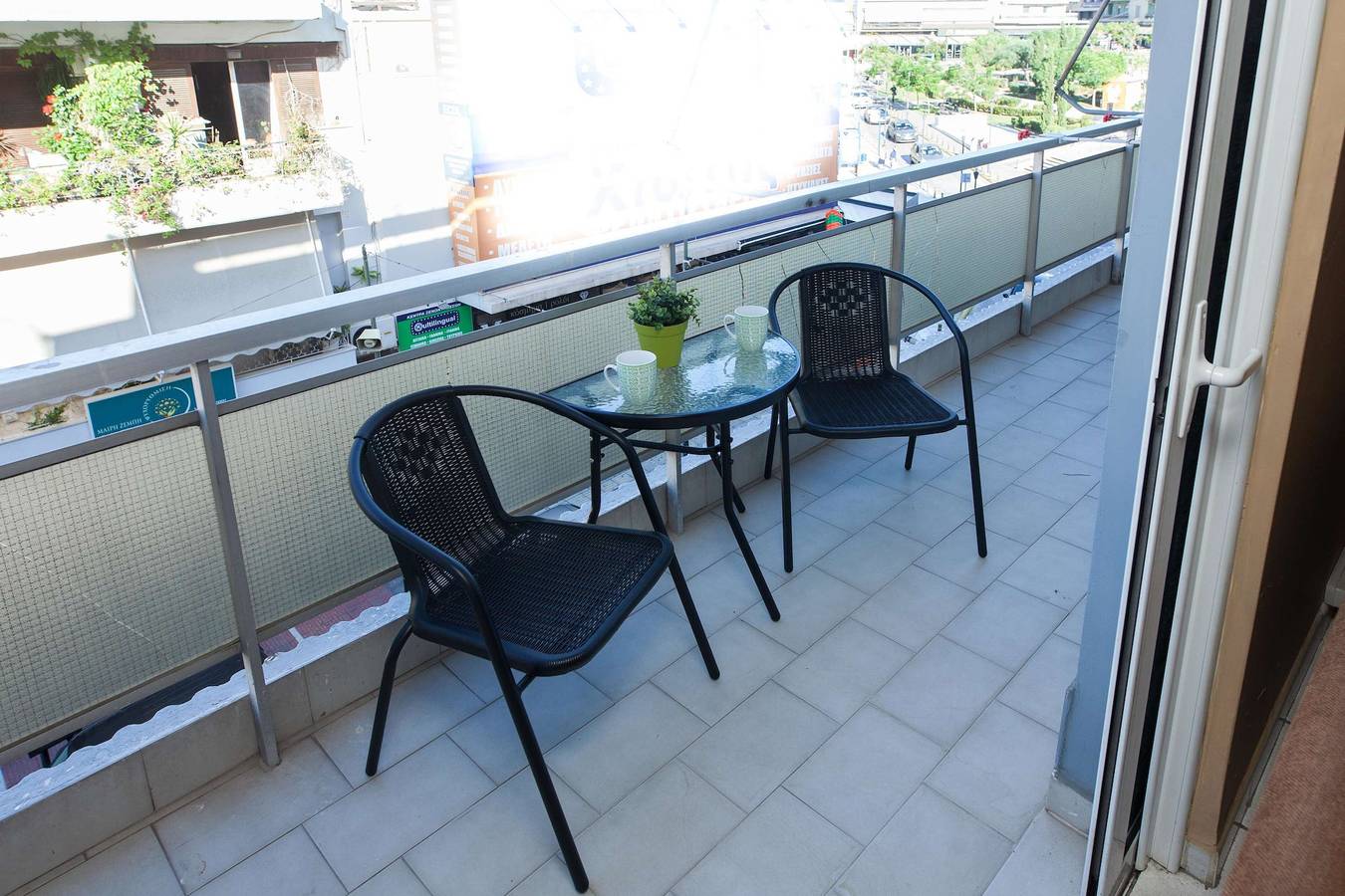 Ganze Wohnung, Elegant 2 Bd Apt with Balcony in Korydallos Square in Region Attika