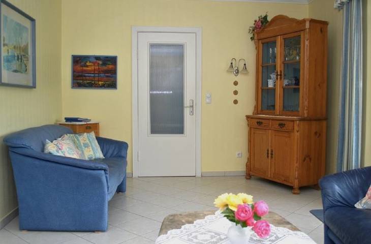 Haus Haye - 4-Raum-Ferienhaus in Hundestrand Büsum, Büsum