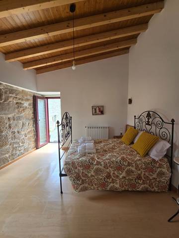 Gîte pour 6 personnes, avec balcon dans Sernancelhe