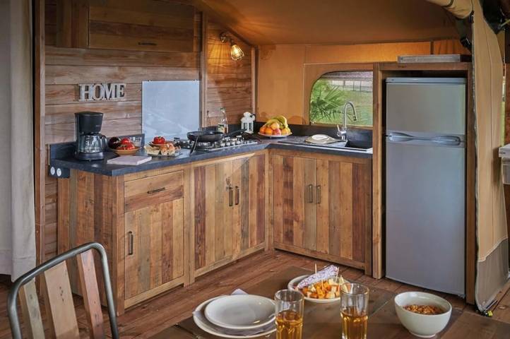 Gîte pour 5 personnes, avec sauna ainsi que bassin pour enfant et jacuzzi à Hauterives - 4