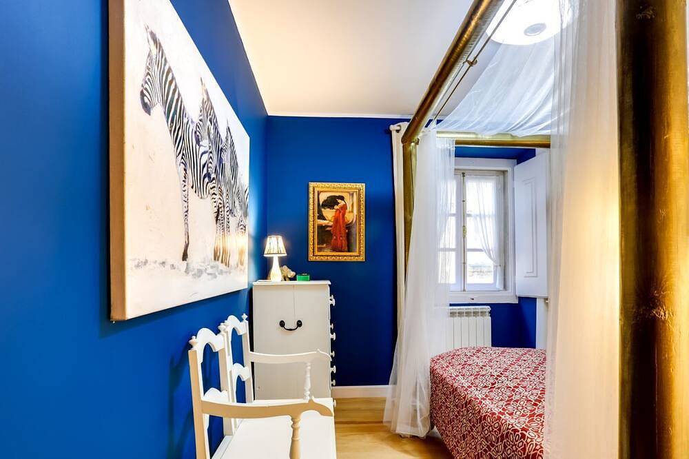 Luxa Charm House | Quarto 7 | Self Check-in Online in São Martinho (Sintra), Sintra