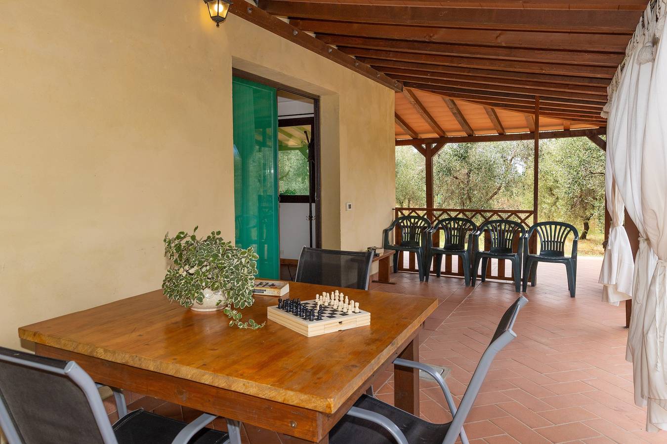 Agriturismo 'Il Nazareno - Civetta' mit Gemeinschaftspool, privater Terrasse und Wlan in Cecina, Etruskische Küste
