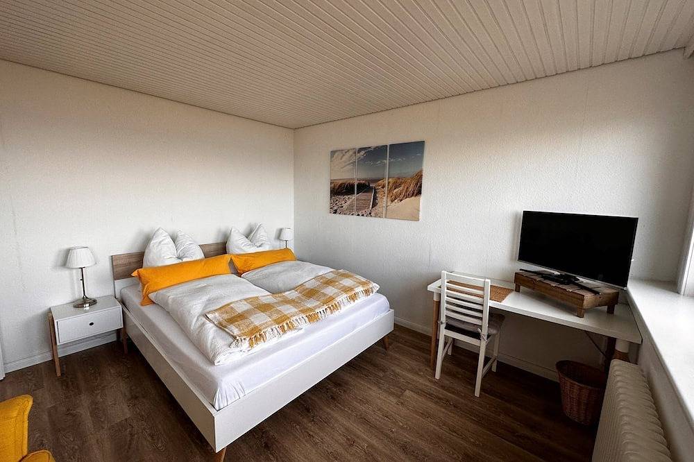 Ganze Wohnung, Fewo mit in einmaliger Wattlage mit Blick aufs Meer in Steenodde, Nebel