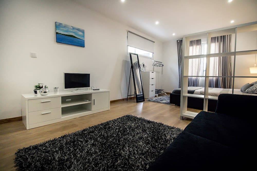 Entire apartment, Studio - Casa Mãe Deus in São Miguel Island, Ponta Delgada