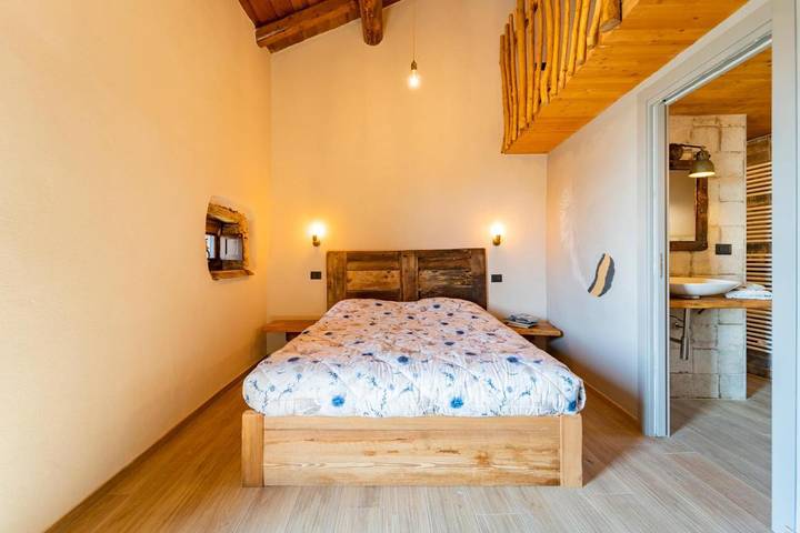 Location de vacances pour 2 personnes, avec vue ainsi que sauna et jardin, animaux acceptés à Villar San Costanzo - 4