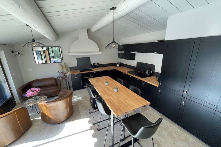 15 min from Aix-en-Provence: Charming cottage with seasonal heated pool in Fuveau, Costa mediterránea (Francia)