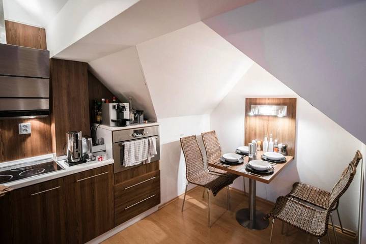 Ferienwohnung für 8 Personen, mit Balkon und Seeblick in Spindlermühle - 2