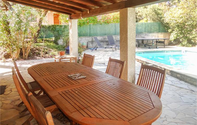 Ferienhaus für 8 Personen, mit Pool und Garten sowie Terrasse in Languedoc-Roussillon - 2