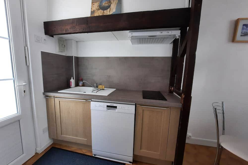 La Maison des Cordiers au Pied du Funiculaire à 50 m de la mer in Le Tréport, Dieppe region