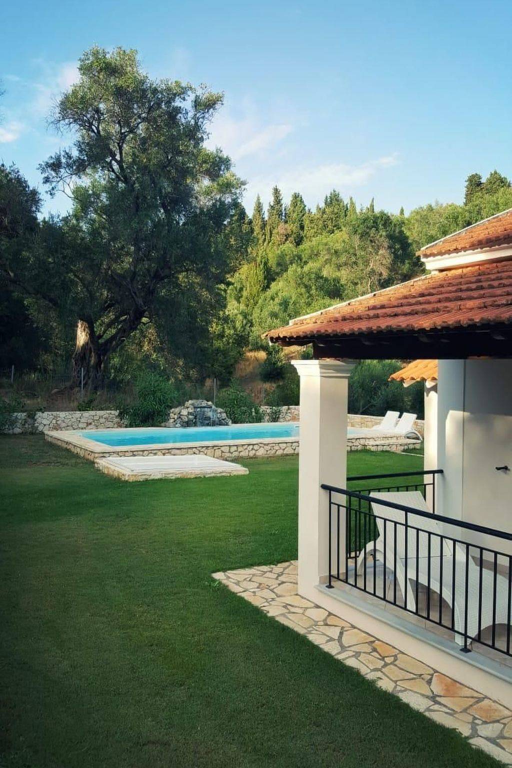 Mit privatem Pool für 6 Personen in Korfu