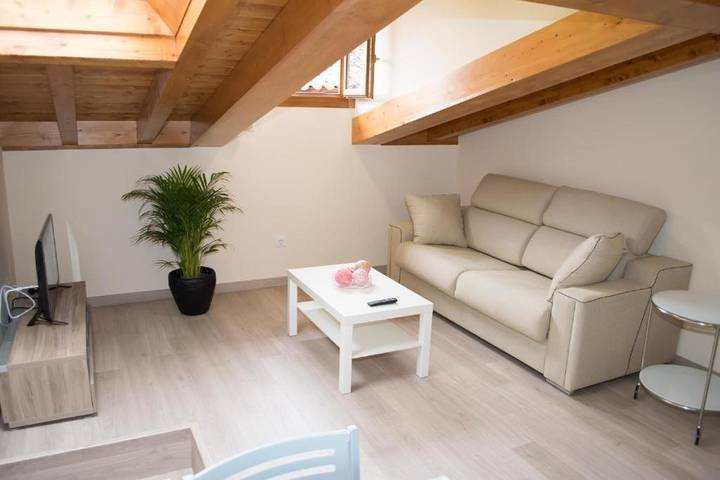 Apartamento de vacaciones para 5 personas, con Balcón además de Terraza y Vistas en Llanes - 3