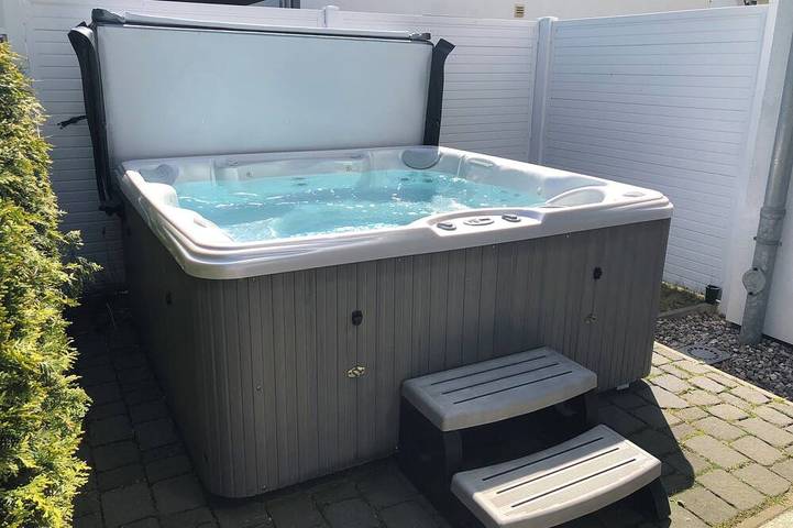 Ferienhaus für 6 Personen, mit Balkon und Sauna sowie Garten in Göhren-Lebbin - 2