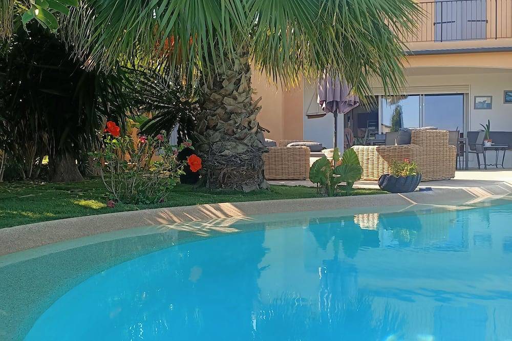 Casa vacanza a Var a partire da 214€ a notte