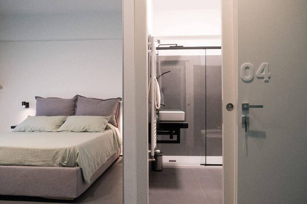 Entire apartment, Oktò apartments, two-room apartment sqm 50 in Milazzo, Messina Province