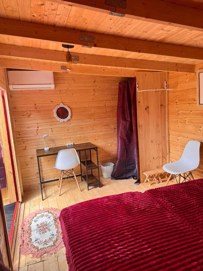 Casa rural para 2 personas, con Terraza y Jardín además de Piscina y Vistas en Los Serranos - 4
