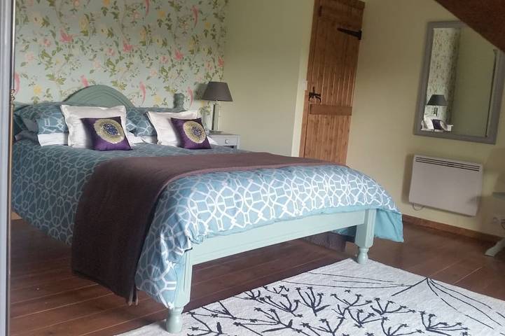 Gîte pour 4 personnes, avec balcon et jardin à Cast - 3