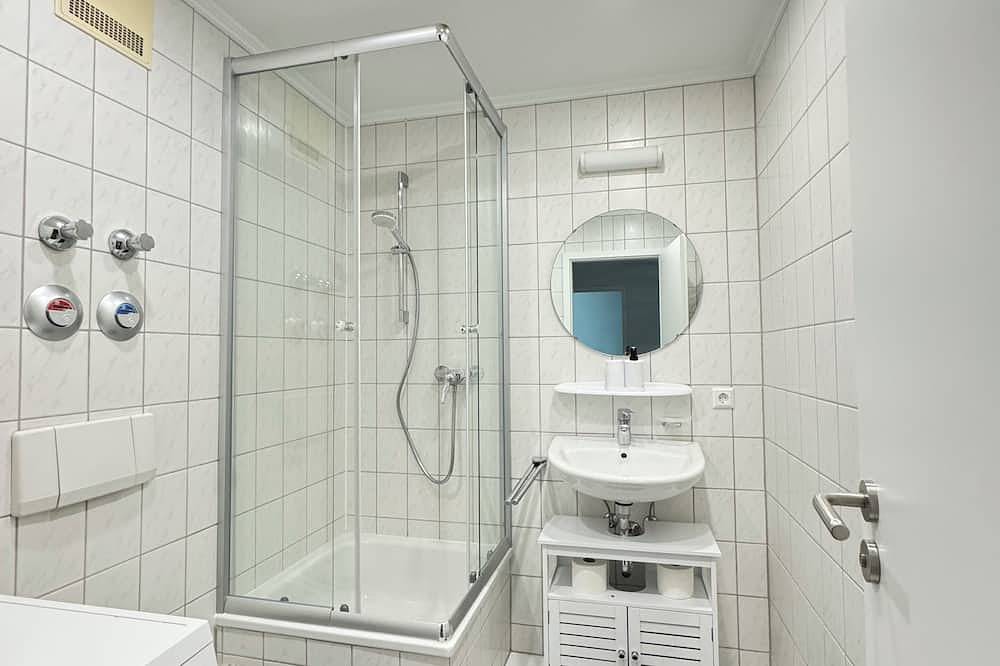 Ganze Wohnung, Wohlfühl-Apartment mit Terrasse, Parkplatz & Wlan in Sigmaringen, Naturpark Obere Donau