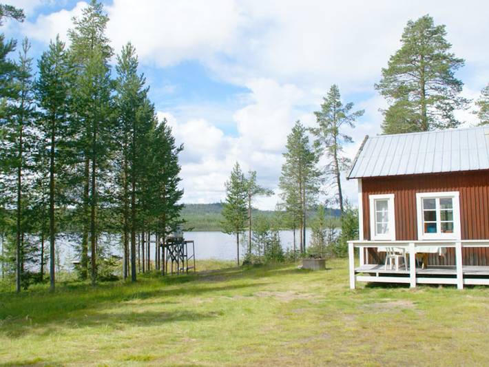 Ferienhaus für 6 Personen, mit Terrasse und Seeblick sowie Sauna - 1