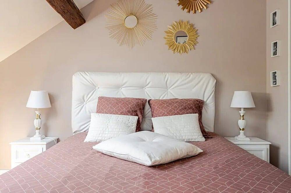 Charming Brie house in a quiet haven of peace near Disneyland in Lumigny-Nesles-Ormeaux, Seine-et-Marne